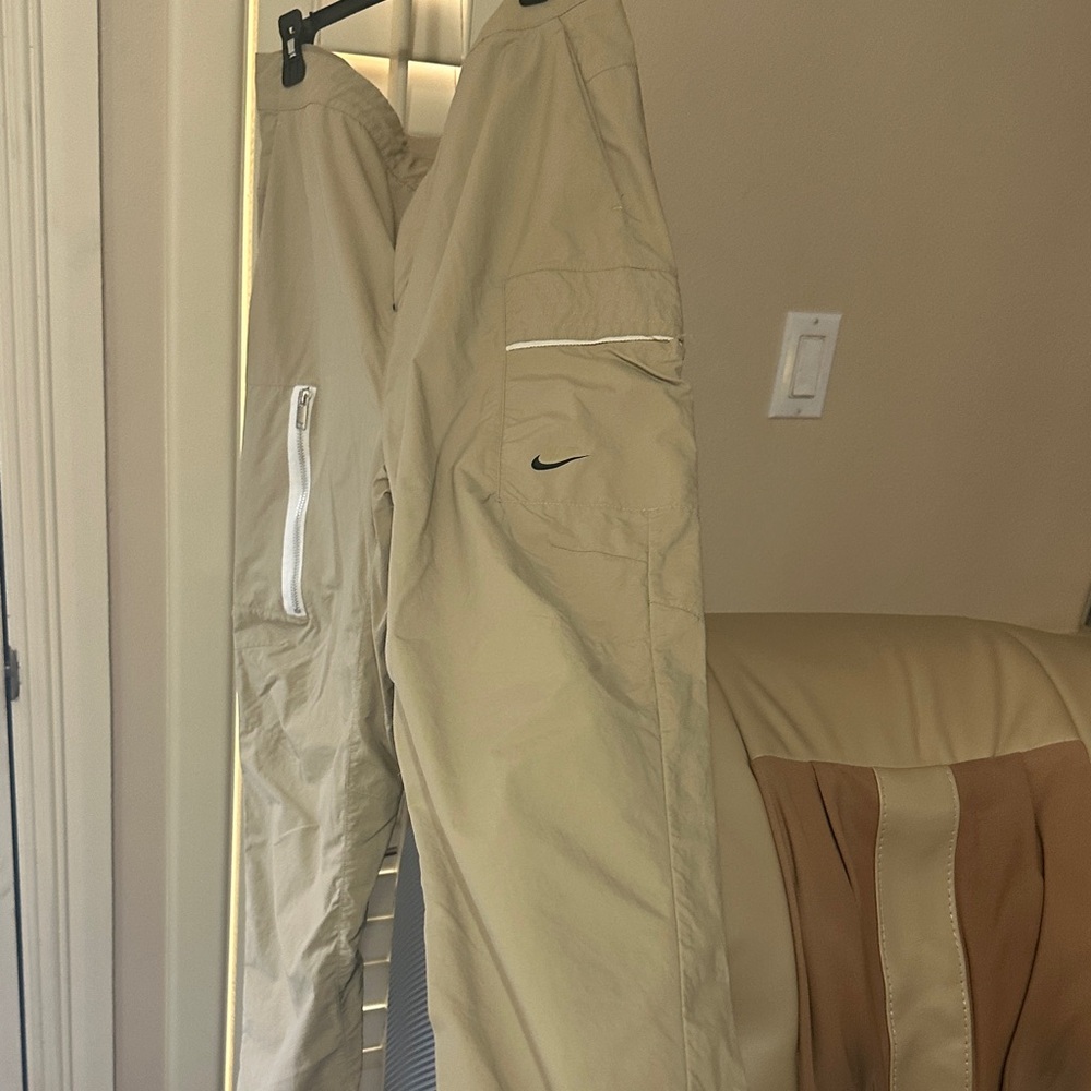 Nike Men's Beige Cargo Pants